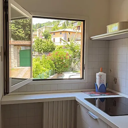 Casa Angela トスコラーノ・マデルノ